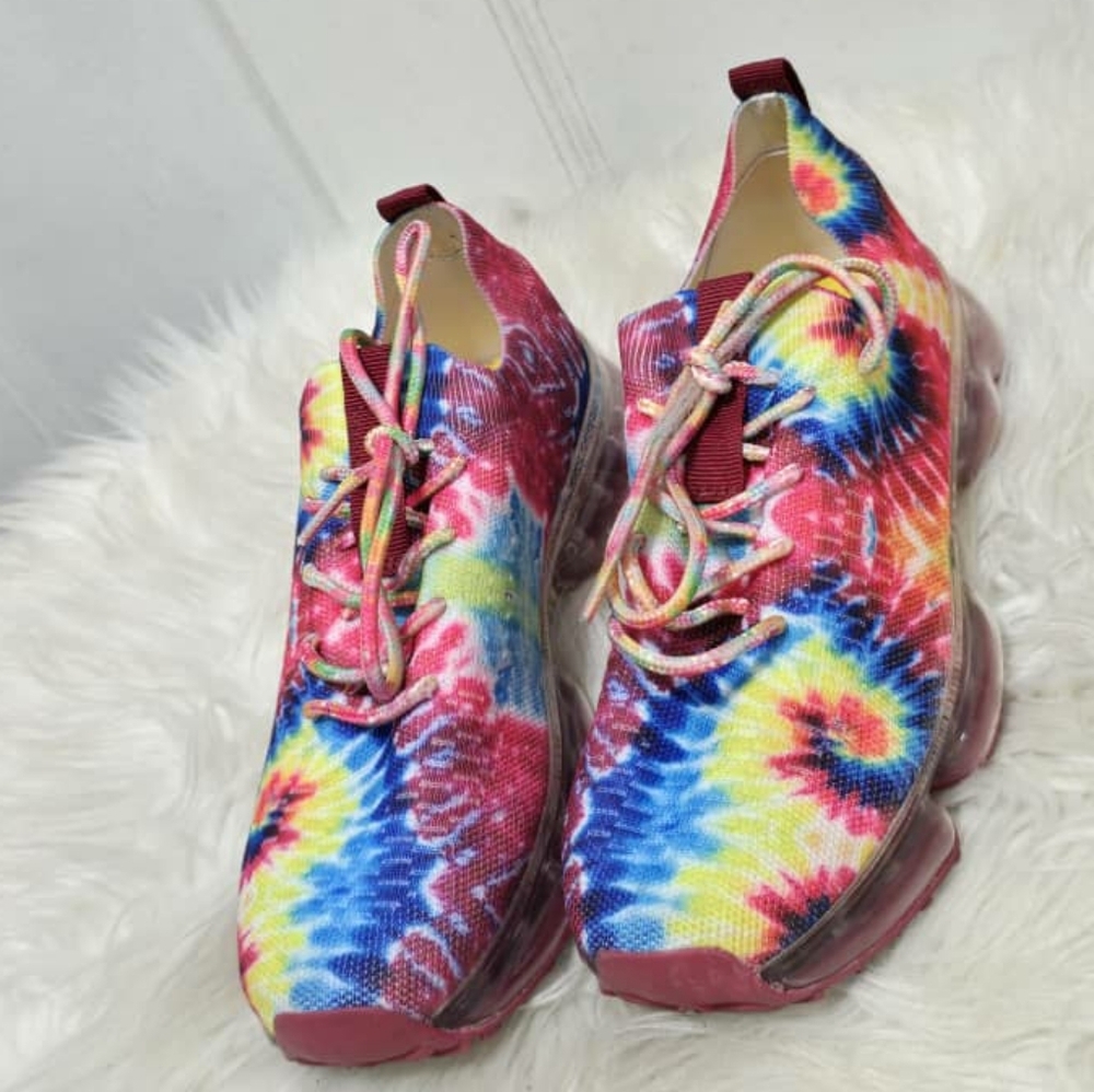 La Shelah Stretch Elastic Mesh Lace Up Bubble Cushion Sneaker Women's Size 5.5 ✌